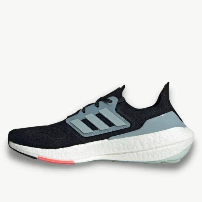 adidas Ultraboost 22 Men's Running Shoes - Image 2