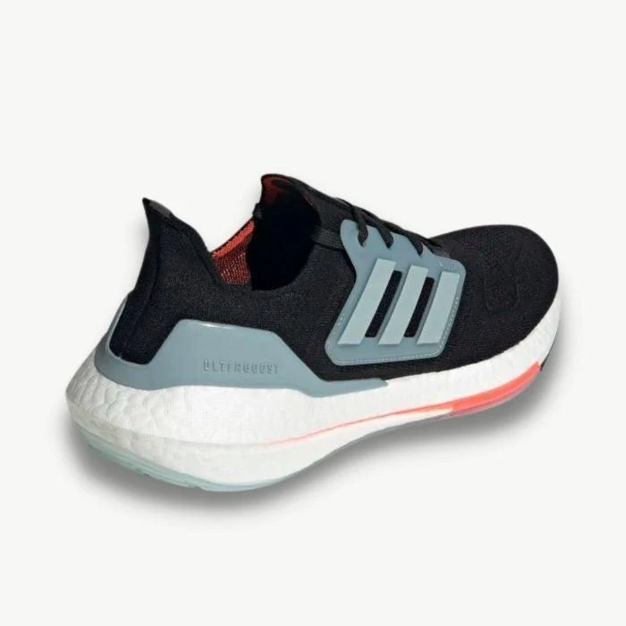 adidas Ultraboost 22 Men's Running Shoes - Image 4